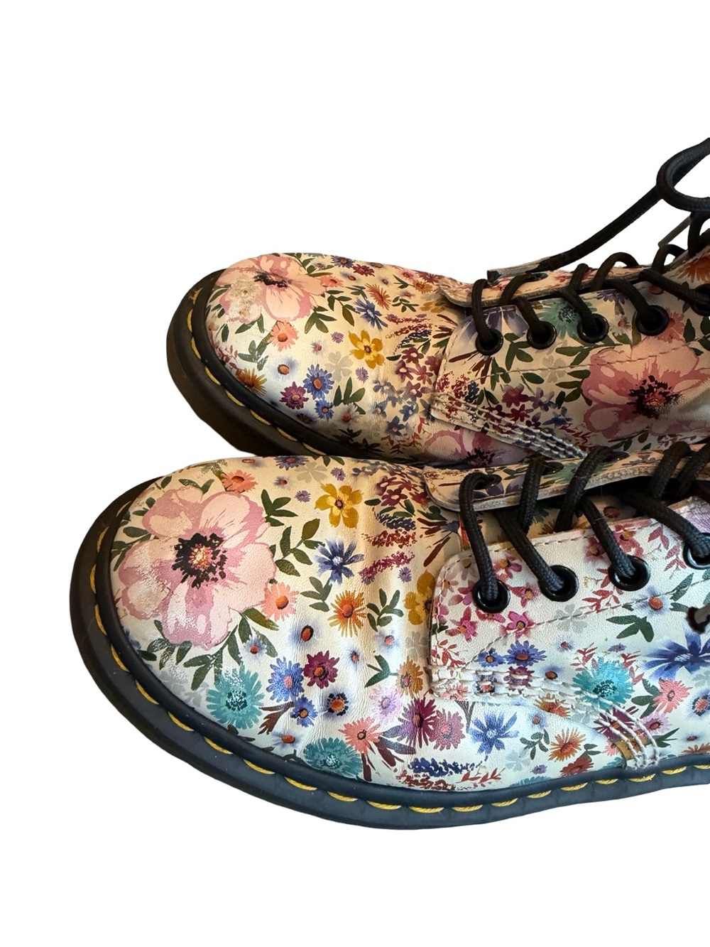 Dr. Martens Pascal Wanderlust Lace-Up Boots Bone Colorful Floral Size 9 Women's - Picture 2 of 11